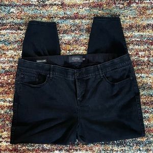 Torrid Jeans Black Denim Bombshell Skinny Size 26